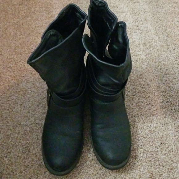 Boots - Picture 2 of 2
